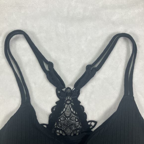 Aerie Size XL Women's Lace Racerback Built In Bra Cropped Tank Top Black Ribbed - Picture 3 of 14